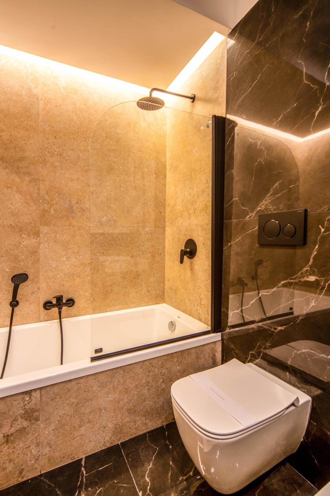 Arthouse Lady Marys Tribunali Luxury Suite Naples Luaran gambar