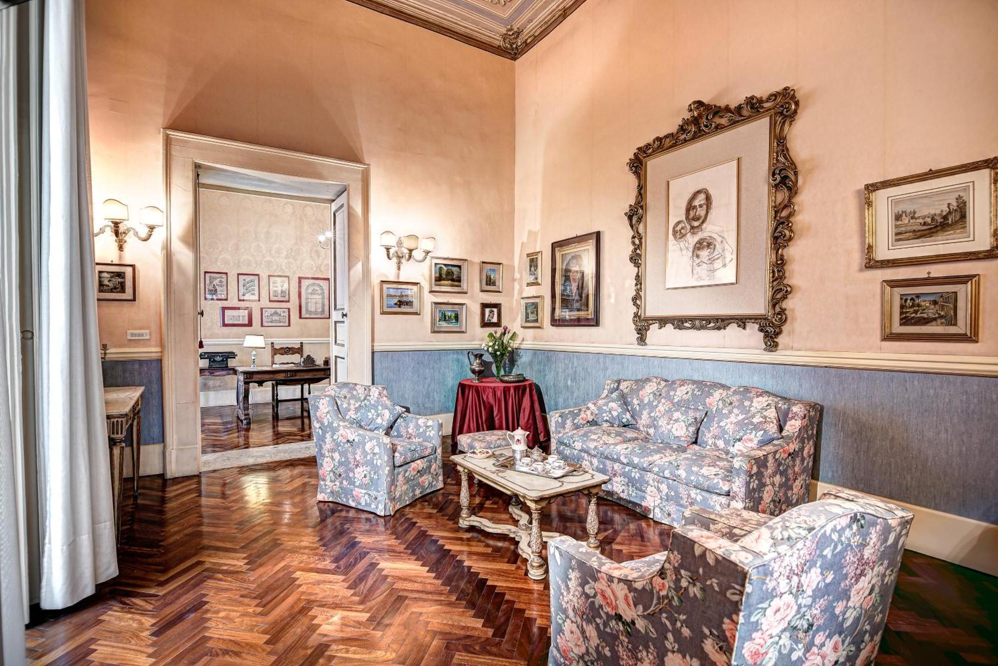 Arthouse Lady Marys Tribunali Luxury Suite Naples Luaran gambar