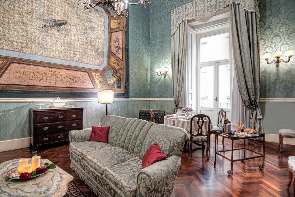 Arthouse Lady Marys Tribunali Luxury Suite Naples Luaran gambar