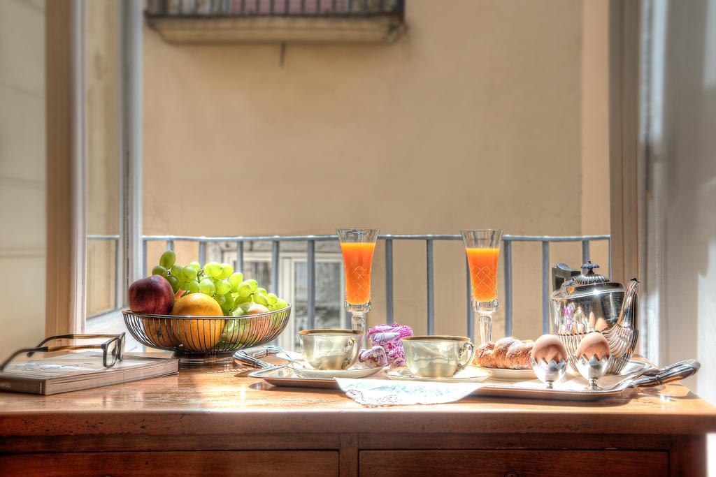 Arthouse Lady Marys Tribunali Luxury Suite Naples Luaran gambar